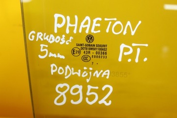 SKLO (OKNO) BOČNÍ DVEŘE PRAVÝ ZADNÍ DVOJITÁ TLOUŠŤKA 5MM LEPIDLO VW PHAETON