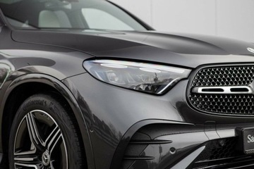 Mercedes GLC C254/X254 Coupe 2.0 220d 197KM 2024 Mercedes-Benz GLC 220d 4Matic Bogate Wyposazenie Mercedes-Benz Autotrade, zdjęcie 4