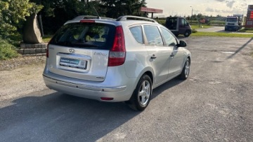 Hyundai i30 I CW 1.6 CRDi 90KM 2009 Hyundai i30 Raty juz od 249 zl Klima Alufelga Zarejstrowany Po liftingu Gw, zdjęcie 27