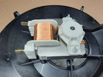 Мотор вентилятора духовки 13 Вт Bosch 12019136