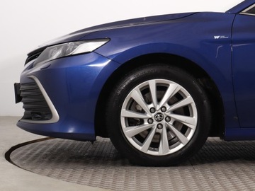 Toyota Camry IX Sedan 2.5 Hybrid Dynamic Force 218KM 2022 Toyota Camry 2.5 Hybrid, Salon Polska, zdjęcie 14