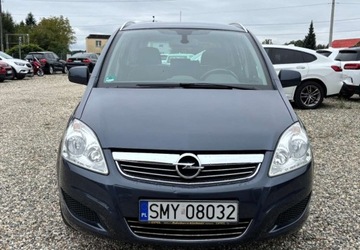 Opel Zafira B 1.6 Twinport ecoFLEX 115KM 2009 Opel Zafira 2009 r. 1.6 Benzyna 116KM, zdjęcie 8