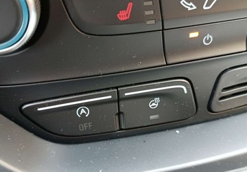 Ford Kuga II SUV Facelifting 1.5 EcoBoost 120KM 2017 Ford Kuga Przebieg 51.000 km - silnik 1,5 - 120 KM 1.5 Benzyna 120KM, zdjęcie 33