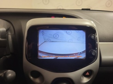 Toyota Aygo II Hatchback 5d 1.0 VVT-i 69KM 2014 Toyota Aygo 1.0 VVT-i X-play II (2014-) 1.0 VVT-i, zdjęcie 16