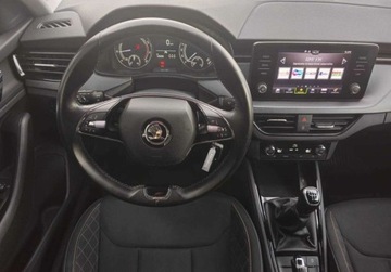 Skoda Scala Hatchback 1.0 TSI 110KM 2021 Skoda Scala 1.0 PB 110KM Amibtion Salon PL Serwis ASO Gwarancja SmartLink, zdjęcie 9