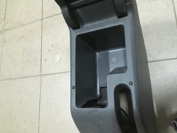 ПОДЛОКОТНИК VW GOLF V ОРИГИНАЛЬНЫЕ ЧАШКИ