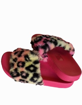 KLAPKI WSUWANE DZIEWCZĘCE Z FUTERKIEM