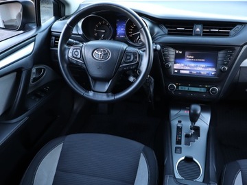 Toyota Avensis III Wagon Facelifting 2015 1.8 Valvematic 147KM 2017 Toyota Avensis 1.8 Valvematic, Salon Polska, zdjęcie 6