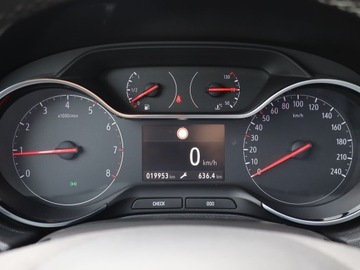 Opel 2021 Opel Grandland 1.2 Turbo, Salon Polska, zdjęcie 10