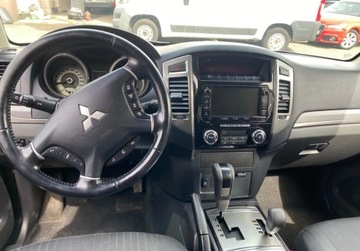 Mitsubishi Pajero IV 2019 Mitsubishi Pajero MITSUBISHI PAJERO 3.2 Diesel 190KM, zdjęcie 7