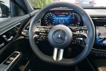 Mercedes Klasa E W214 2023 Mercedes-Benz Klasa E Krajowy Bezwyp Gwarancja Diesel197Elektryk129KM Head, zdjęcie 23