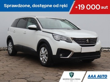 Peugeot 5008 II Crossover 1.2 PureTech 130KM 2017 Peugeot 5008 PureTech 130, Salon Polska, 7 miejsc