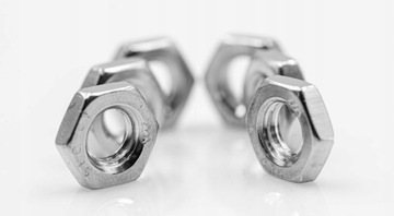 M10 NAKRĘTKA NISKA NIERDZEWNA A2 439 (10)