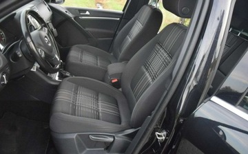 Volkswagen Tiguan I SUV Facelifting 2.0 TDI CR DPF BlueMotion 140KM 2015 Volkswagen Tiguan 2.0D Automat 4x4 2015r Navi Kamera Oryginal lakier Sprow, zdjęcie 23