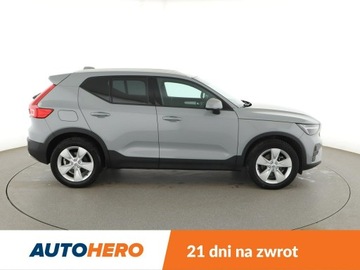 Volvo XC40 Crossover Facelifting 2.0 B3 163KM 2023 Volvo XC 40 FV23 2.0 B4 Core Automat Tempomat, zdjęcie 8