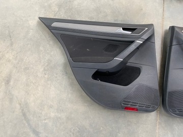 VW GOLF VII HB BOCZKI KOMPLET