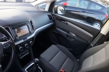 Volkswagen Sharan II Van 2.0 TDI-CR BMT 140KM 2014 Volkswagen Sharan 2.0 TDI CR 140 KM, 4x4, 7osob, Webasto, Biksenon, Hak, G, zdjęcie 20