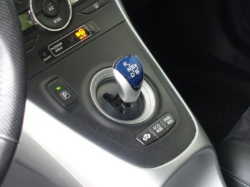 Toyota Auris I 2010 Toyota Auris 1.8 Hybryda/Ksenon/Półskóry/Kamera, zdjęcie 13