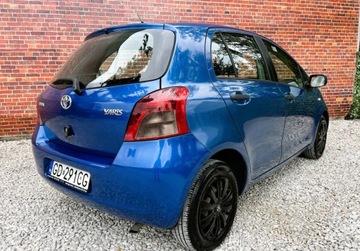 Toyota Yaris II Hatchback 5d 1.0 VVT-i 69KM 2007 Toyota Yaris Salon PL Klima Super stan Polska Gwarancja w cenie Warszawa, zdjęcie 3