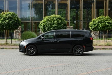 Chrysler Pacifica II 3.6 V6 291KM 2019 Chrysler Pacifica 3.6 V6 291KM 2019r. Touring, zdjęcie 3