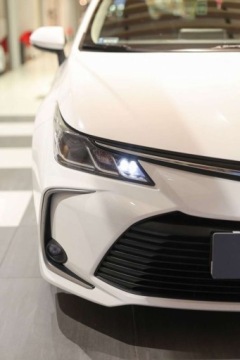 Toyota Corolla XII Sedan 1.8 Hybrid 122KM 2022 Toyota Corolla 1.8 Hybrid Comfort 1.8 Hybryda 122KM, zdjęcie 7