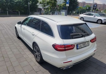 Mercedes Klasa E W213 Kombi Facelifting 2.0 220d 200KM 2022 Mercedes-Benz Klasa E Mercedes-Benz Klasa E 220 d T 9G-TRONIC Avantgarde, zdjęcie 16
