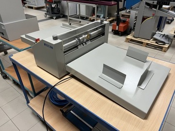 Автоматическая биговальная машина Перфоратор Favorit CPC 480A