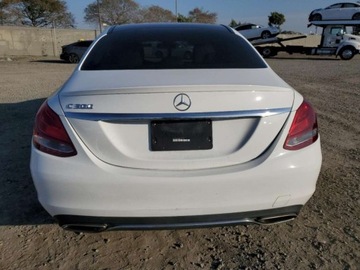 Mercedes Klasa C W205 2018 Mercedes-Benz Klasa C 2018 MERCEDES-BENZ C 300 2.0 Benzyna 241KM, zdjęcie 6