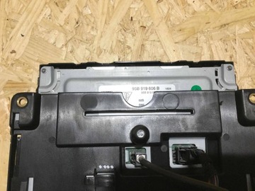 DISPLEJ NAVI PORSCHE MACAN 95B919606B