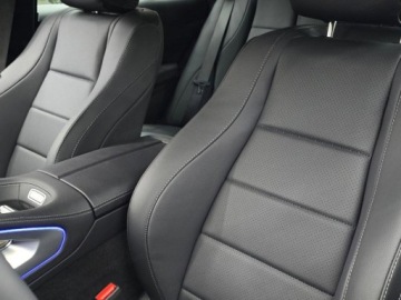 Mercedes GLE V167 SUV Facelifting 2.0 300d 269KM 2025 MERCEDES-BENZ GLE 300 d 4-Matic AMG Line 2.0 (269KM) 2025, zdjęcie 7