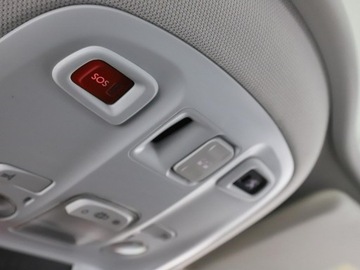 Peugeot 3008 II Crossover 1.6 BlueHDi 120KM 2017 Peugeot 3008 klima auto panorama navi czujniki, zdjęcie 31