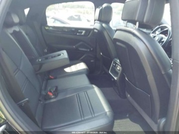 Porsche Cayenne III 2021 Porsche Cayenne Coupe 2021 3.0l 3.0 Benzyna 335KM, zdjęcie 11