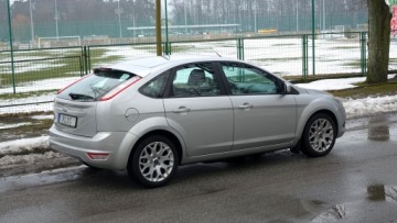 Ford Focus II Hatchback 5d 1.6 Duratec Ti-VCT 115KM 2009 .. .. Grzane szyby przód i tył .. Książka serwisowa .. Klimatyzacja .., zdjęcie 32
