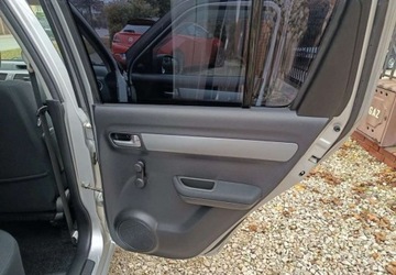 Suzuki Swift IV Hatchback 5d 1.3 92KM 2010 Suzuki Swift Suzuki Swift 2010 1.3 16V Klima Bezwypadkowy 1.3 Benzyna 92KM, zdjęcie 22