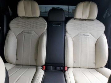 Bentley Bentayga 2023 Bentley Bentayga 2023 4.0 V8 4.0 Benzyna 542KM, zdjęcie 11