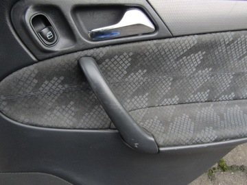 6 MERCEDES W203 КРЫШКА ДВЕРИ КРЫШКА ГРОМКОГОВОРИТЕЛЯ PT