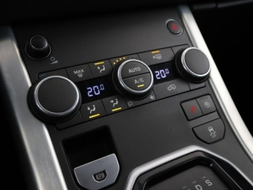 Land Rover Range Rover Evoque I SUV 5d Facelifting 2.0D TD4 150KM 2018 Land Rover Range Rover Evoque 2.0 Td4 Automat, zdjęcie 24