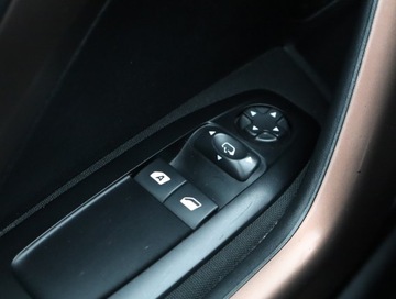 Peugeot 208 I Hatchback 3d 1.2 VTI 82KM 2013 Peugeot 208 1.2 PureTech, Klima, Tempomat, zdjęcie 14