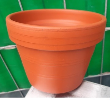 8 DONICZKA CERAMICZNA 18 cm DONICA KWIATÓW TERAKOTA GLINIANA