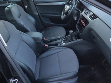 Skoda Octavia III Kombi Facelifting 2.0 TDI 184KM 2020 Skoda Octavia 2.0 TDI, 181 KM, 4X4, DSG, Skóra, zdjęcie 8