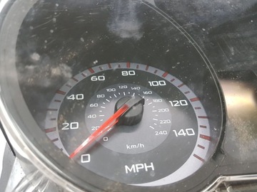 MITSUBISHI OUTLANDER 2009 PŘÍSTROJOVÁ DESKA / TACHOMETR