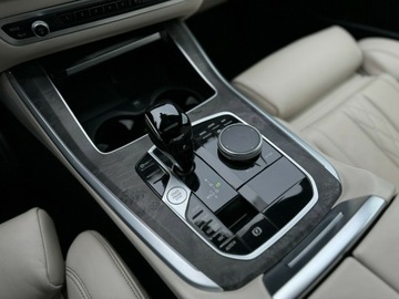 BMW X5 G05 SUV 3.0 30d 286KM 2022 BMW X5 BMW X5 30d, INDIVIDUAL, 286KM, M-Sport, Sha, zdjęcie 35