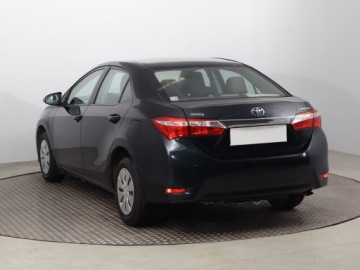 Toyota Corolla X Sedan Facelifting 1.6 Valvematic 132KM 2014 Toyota Corolla 1.6 Valvematic, Salon Polska, zdjęcie 3