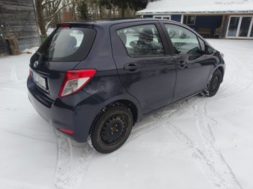 Toyota Yaris III Hatchback 5d Facelifting 1.33 Dual VVT-i 99KM 2014 TOYOTA YARIS (_P9_) 1.33 VVT-i (NSP90_) 99 KM, zdjęcie 5