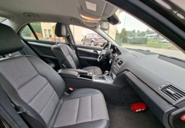 Mercedes Klasa C W204 Limuzyna 1.8 200 CGI BlueEFFICIENCY 184KM 2010 Mercedes-Benz Klasa C Zarejestrowany - ubezpieczony - automat - benzyna 1.8, zdjęcie 14