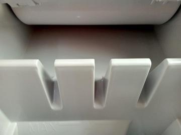 TCL ICE R9 ЛЬДОГОТОВКА КРАСНАЯ