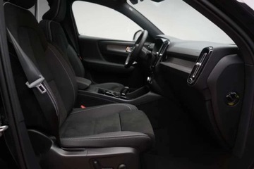 Volvo XC40 Crossover Facelifting 2.0 B3 163KM 2025 Volvo XC 40 VOLVO XC40 Core B3 Mild Hybrid, Dowolna konfiguracja, Polski S, zdjęcie 16