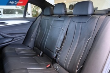 BMW Seria 5 G30-G31 Limuzyna Facelifting 2.0 530i 252KM 2022 BMW Seria 5 530i xDriveAdaptacyjne Reflektory LEDFotele Sportowe 2.0, zdjęcie 15