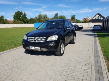 Mercedes Klasa M W164 Off-roader 3.0 V6 (320 CDI) 224KM 2007 Mercedes ML 320 3.0cdi V6 4Matic Bez Pneumatyki, zdjęcie 1