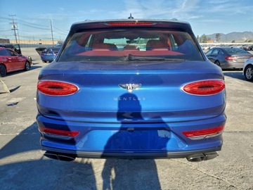 Bentley Bentayga 2023 Bentley Bentayga 2023 4.0 Benzyna 542KM, zdjęcie 10